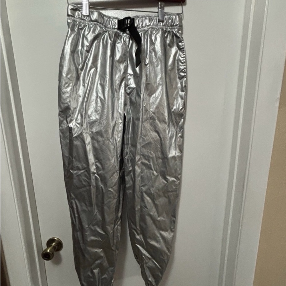 Forever 21 Silver Metallic Jogger Pants High Rise Elastic Waist S - Picture 2 of 6